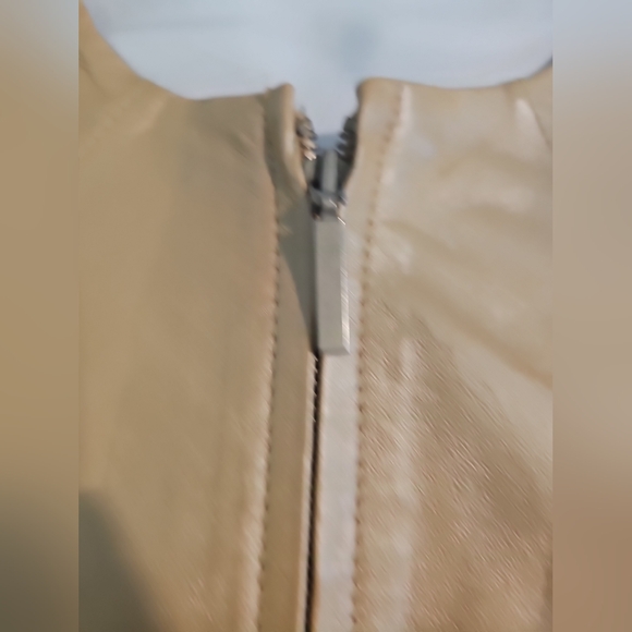 Dialogue New Language Of Style Leather Jacket Champaign Gold X Large  NWOT - Picture 2 of 5